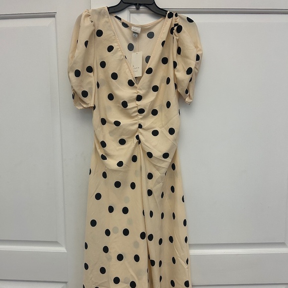 a new day Dresses & Skirts - NWT polka dot dress